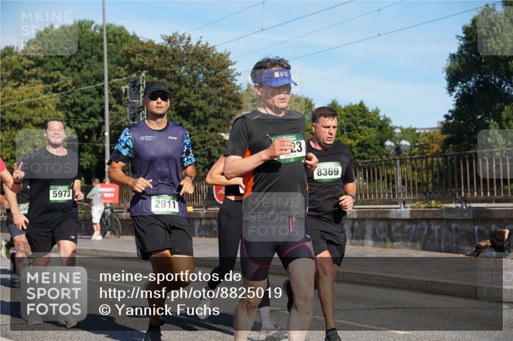 07.09.2025 - BARMER Alsterlauf Yannick Fuchs http://msf.ph/oto/8825019 07.09.2025 09:56:24 Laufen 7001, 23, 8369, 2911, 5973, 500 meine-sportfotos.de