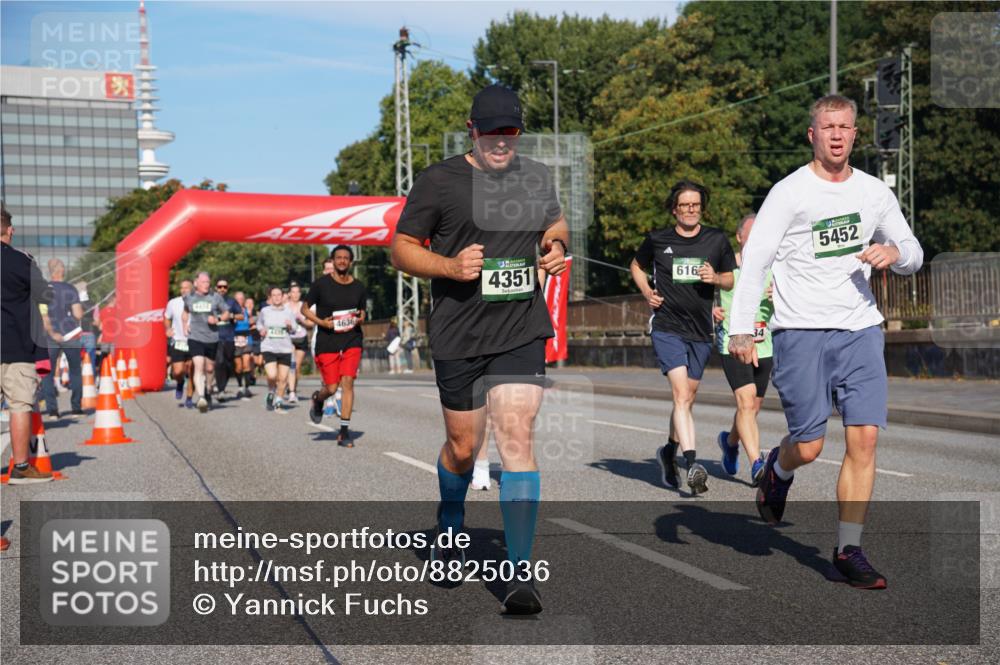 07.09.2025 - BARMER Alsterlauf Yannick Fuchs http://msf.ph/oto/8825036 07.09.2025 09:56:29 Laufen 4424, 4636, 4351, 616, 34, 5452 meine-sportfotos.de