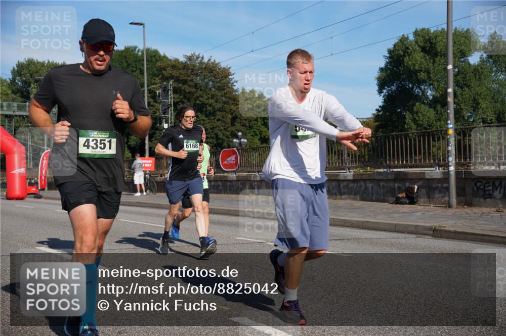 07.09.2025 - BARMER Alsterlauf Yannick Fuchs http://msf.ph/oto/8825042 07.09.2025 09:56:30 Laufen 36, 4351, 6168 meine-sportfotos.de