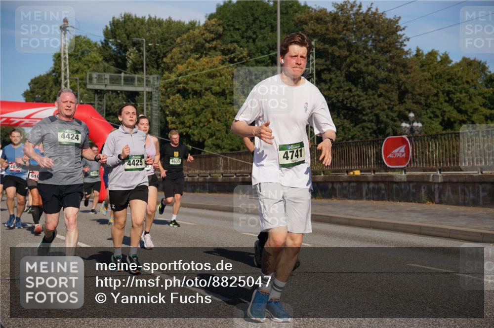 07.09.2025 - BARMER Alsterlauf Yannick Fuchs http://msf.ph/oto/8825047 07.09.2025 09:56:35 Laufen 485, 510, 4424, 4425, 4635, 4741 meine-sportfotos.de
