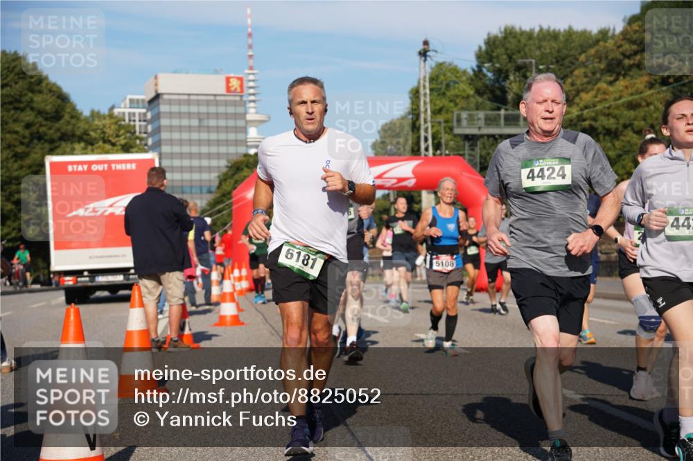 07.09.2025 - BARMER Alsterlauf Yannick Fuchs http://msf.ph/oto/8825052 07.09.2025 09:56:36 Laufen 5108, 6181, 4424, 442 meine-sportfotos.de