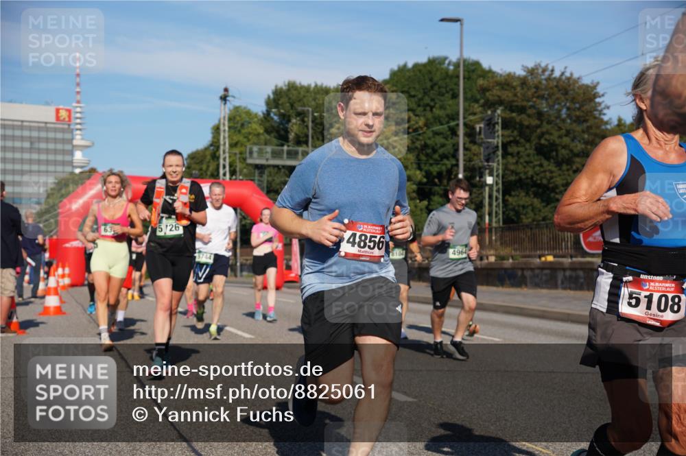 07.09.2025 - BARMER Alsterlauf Yannick Fuchs http://msf.ph/oto/8825061 07.09.2025 09:56:39 Laufen 5, 26, 3744, 36, 4856, 8104, 4964, 5108 meine-sportfotos.de