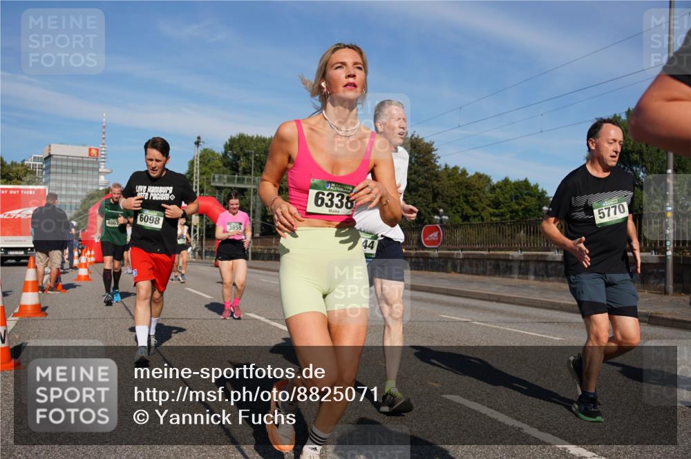 07.09.2025 - BARMER Alsterlauf Yannick Fuchs http://msf.ph/oto/8825071 07.09.2025 09:56:42 Laufen 4867, 6098, 3859, 36, 6338, 44, 5770 meine-sportfotos.de