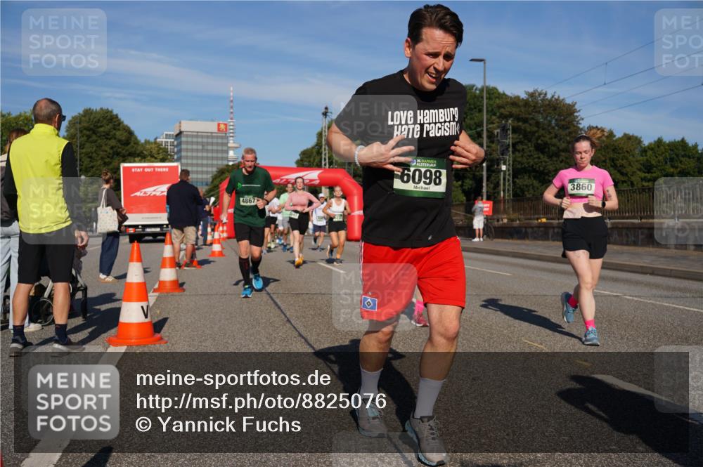 07.09.2025 - BARMER Alsterlauf Yannick Fuchs http://msf.ph/oto/8825076 07.09.2025 09:56:43 Laufen 4867, 5231, 36, 6098, 3860 meine-sportfotos.de