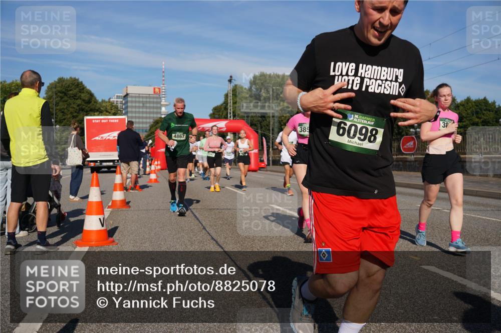 07.09.2025 - BARMER Alsterlauf Yannick Fuchs http://msf.ph/oto/8825078 07.09.2025 09:56:43 Laufen 385, 4867, 36, 6098, 38 meine-sportfotos.de