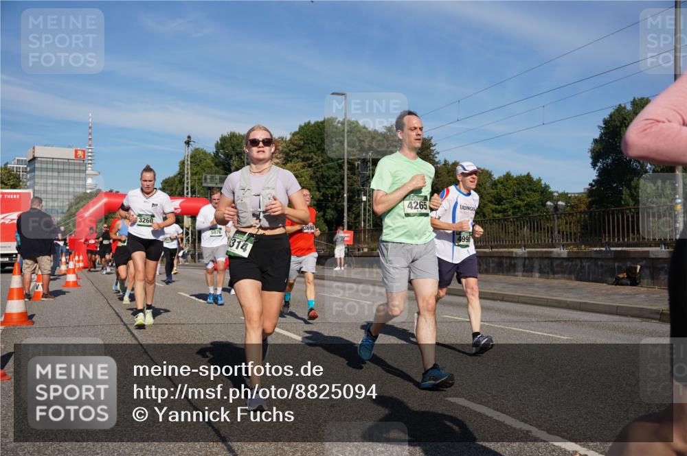 07.09.2025 - BARMER Alsterlauf Yannick Fuchs http://msf.ph/oto/8825094 07.09.2025 09:56:48 Laufen 3260, 5876, 314, 3698, 4265, 499 meine-sportfotos.de