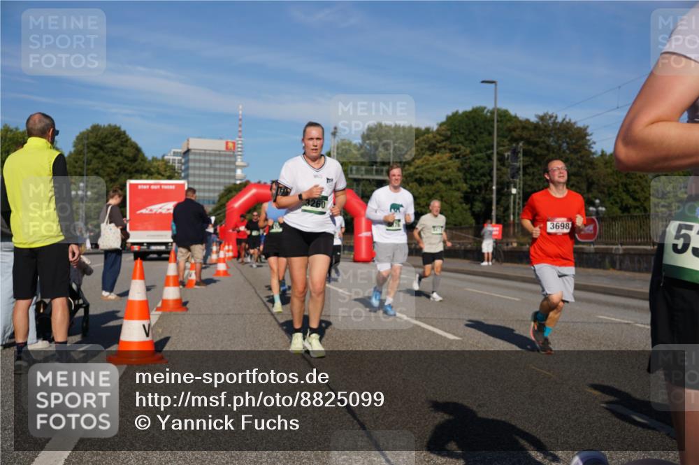 07.09.2025 - BARMER Alsterlauf Yannick Fuchs http://msf.ph/oto/8825099 07.09.2025 09:56:49 Laufen 3698, 53 meine-sportfotos.de