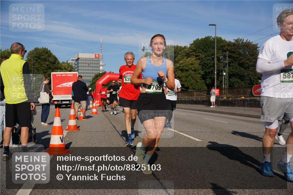 07.09.2025 - BARMER Alsterlauf Yannick Fuchs http://msf.ph/oto/8825103 07.09.2025 09:56:50 Laufen 535, 4709, 2864, 587 meine-sportfotos.de