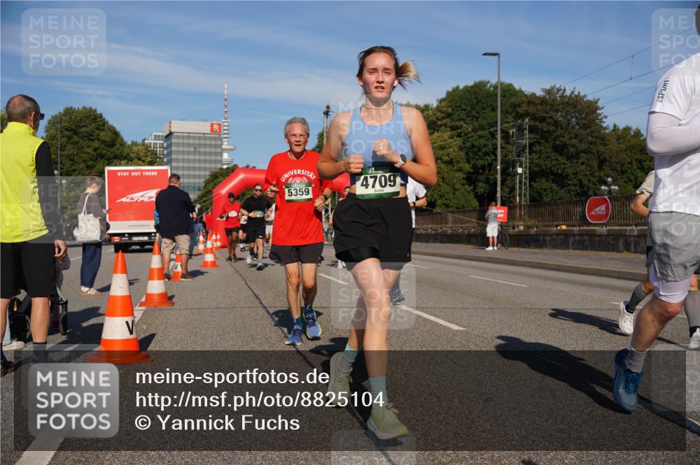 07.09.2025 - BARMER Alsterlauf Yannick Fuchs http://msf.ph/oto/8825104 07.09.2025 09:56:51 Laufen 4709 meine-sportfotos.de