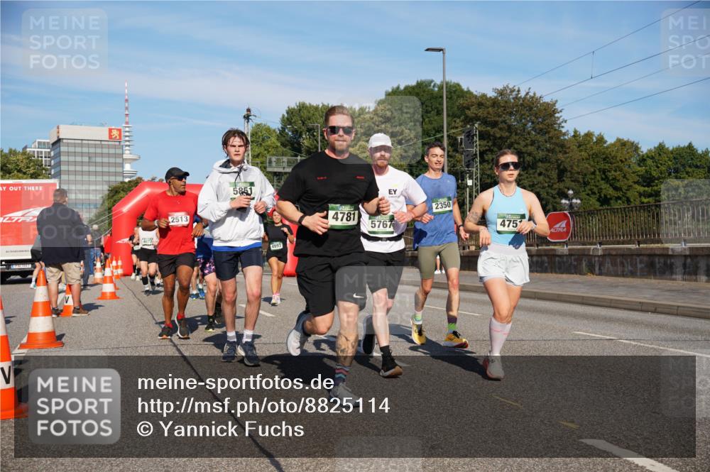 07.09.2025 - BARMER Alsterlauf Yannick Fuchs http://msf.ph/oto/8825114 07.09.2025 09:56:54 Laufen 407, 2513, 5851, 4993, 4781, 5767, 2350, 475 meine-sportfotos.de