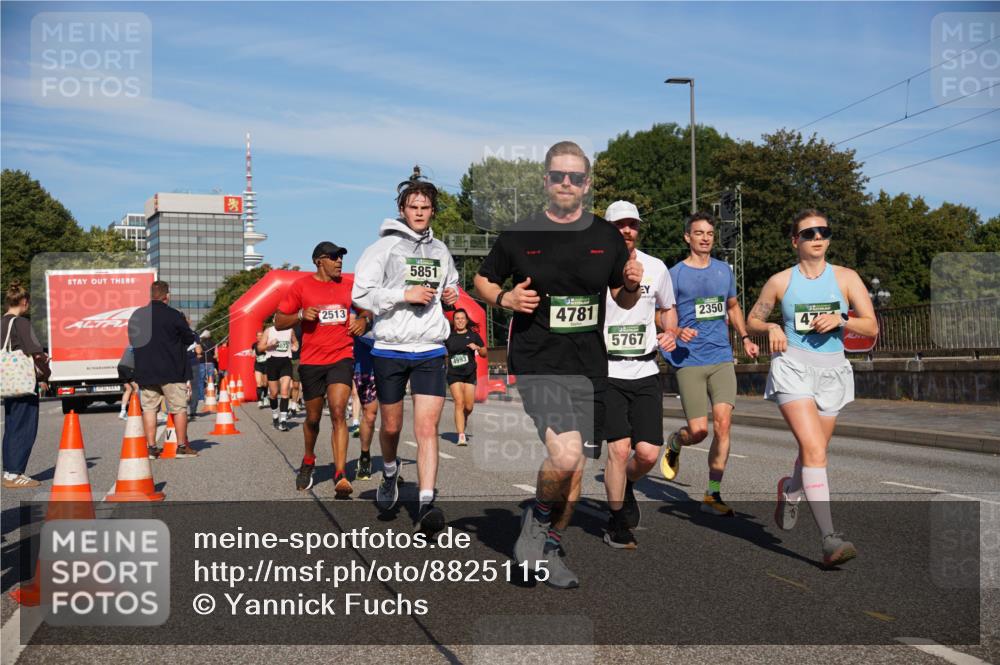 07.09.2025 - BARMER Alsterlauf Yannick Fuchs http://msf.ph/oto/8825115 07.09.2025 09:56:54 Laufen 2513, 5851, 4993, 4781, 5767, 2350 meine-sportfotos.de