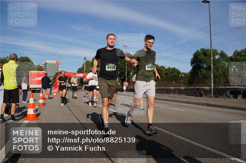 07.09.2025 - BARMER Alsterlauf Yannick Fuchs http://msf.ph/oto/8825139 07.09.2025 09:57:01 Laufen 4505, 4485 meine-sportfotos.de