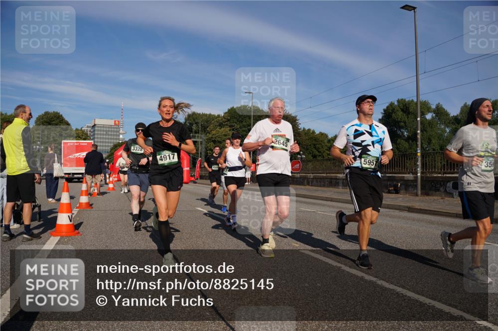 07.09.2025 - BARMER Alsterlauf Yannick Fuchs http://msf.ph/oto/8825145 07.09.2025 09:57:03 Laufen 2645, 3328, 4917, 5957, 35 meine-sportfotos.de