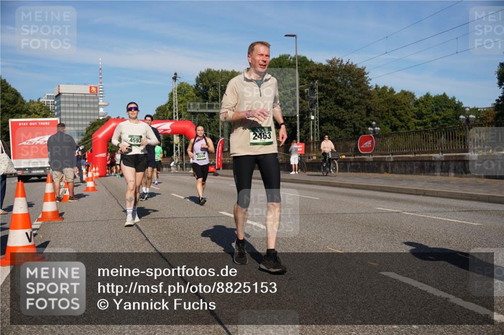 07.09.2025 - BARMER Alsterlauf Yannick Fuchs http://msf.ph/oto/8825153 07.09.2025 09:57:05 Laufen 4593, 2044, 2463 meine-sportfotos.de
