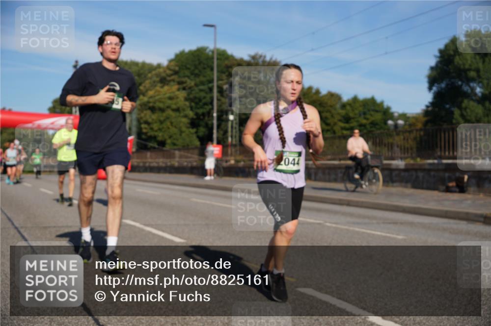 07.09.2025 - BARMER Alsterlauf Yannick Fuchs http://msf.ph/oto/8825161 07.09.2025 09:57:08 Laufen 2044 meine-sportfotos.de