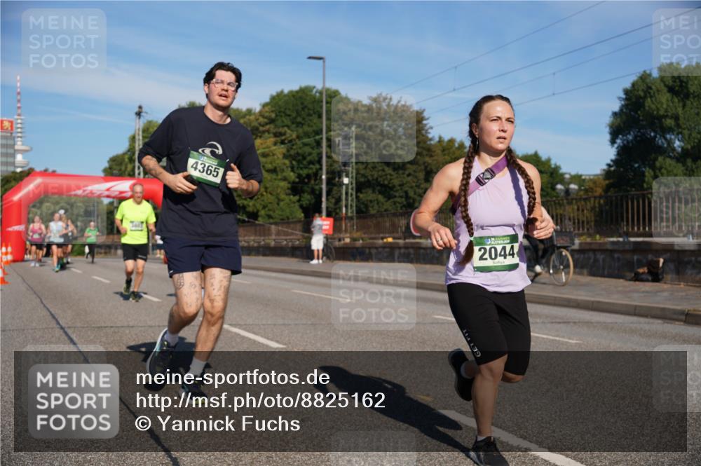 07.09.2025 - BARMER Alsterlauf Yannick Fuchs http://msf.ph/oto/8825162 07.09.2025 09:57:08 Laufen 4365, 2044 meine-sportfotos.de
