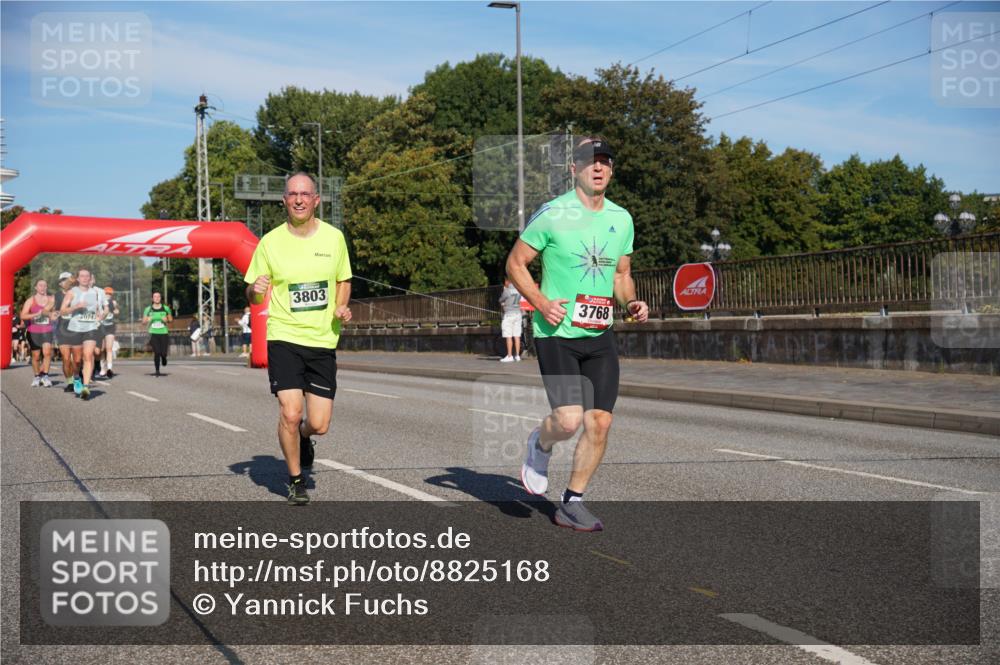 07.09.2025 - BARMER Alsterlauf Yannick Fuchs http://msf.ph/oto/8825168 07.09.2025 09:57:10 Laufen 2074, 3803, 3768 meine-sportfotos.de