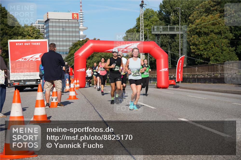 07.09.2025 - BARMER Alsterlauf Yannick Fuchs http://msf.ph/oto/8825170 07.09.2025 09:57:12 Laufen 1, 250, 2074, 357 meine-sportfotos.de