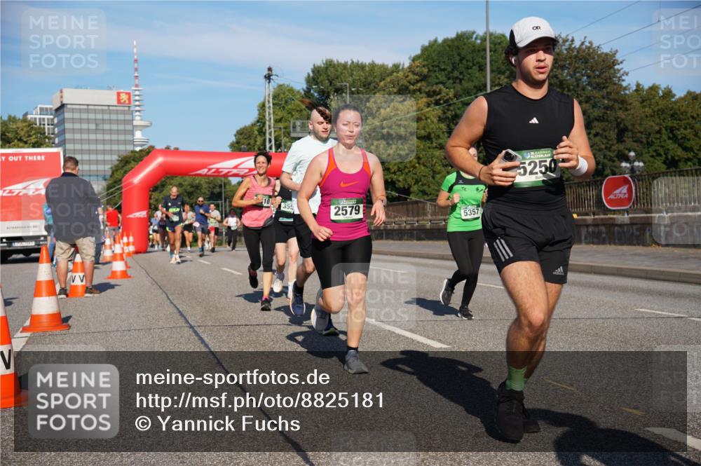 07.09.2025 - BARMER Alsterlauf Yannick Fuchs http://msf.ph/oto/8825181 07.09.2025 09:57:16 Laufen 10, 355, 2579, 5357, 5250 meine-sportfotos.de