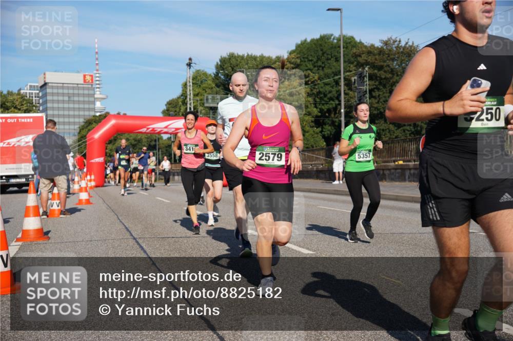 07.09.2025 - BARMER Alsterlauf Yannick Fuchs http://msf.ph/oto/8825182 07.09.2025 09:57:16 Laufen 341, 3558, 2579, 5357, 250 meine-sportfotos.de