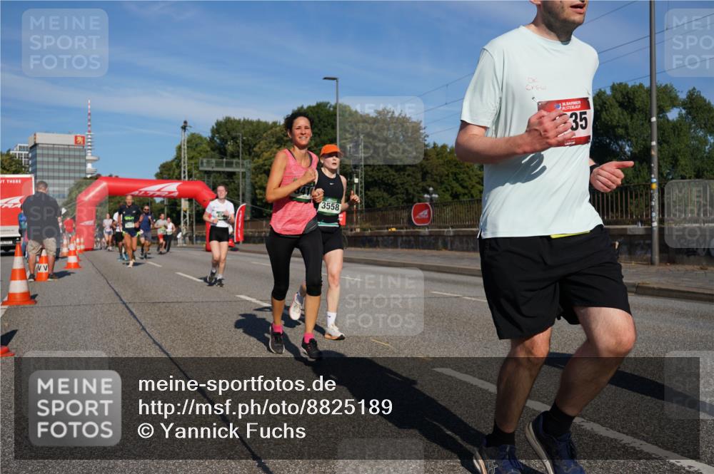 07.09.2025 - BARMER Alsterlauf Yannick Fuchs http://msf.ph/oto/8825189 07.09.2025 09:57:18 Laufen 3558, 36, 35 meine-sportfotos.de