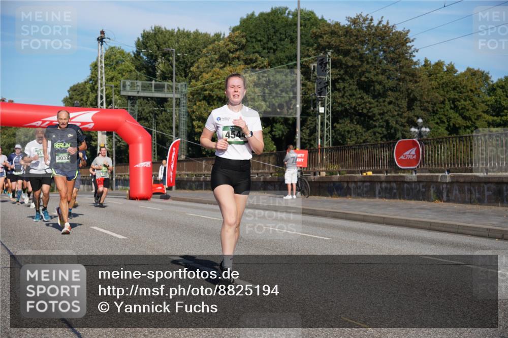 07.09.2025 - BARMER Alsterlauf Yannick Fuchs http://msf.ph/oto/8825194 07.09.2025 09:57:19 Laufen 547, 3033, 4544 meine-sportfotos.de