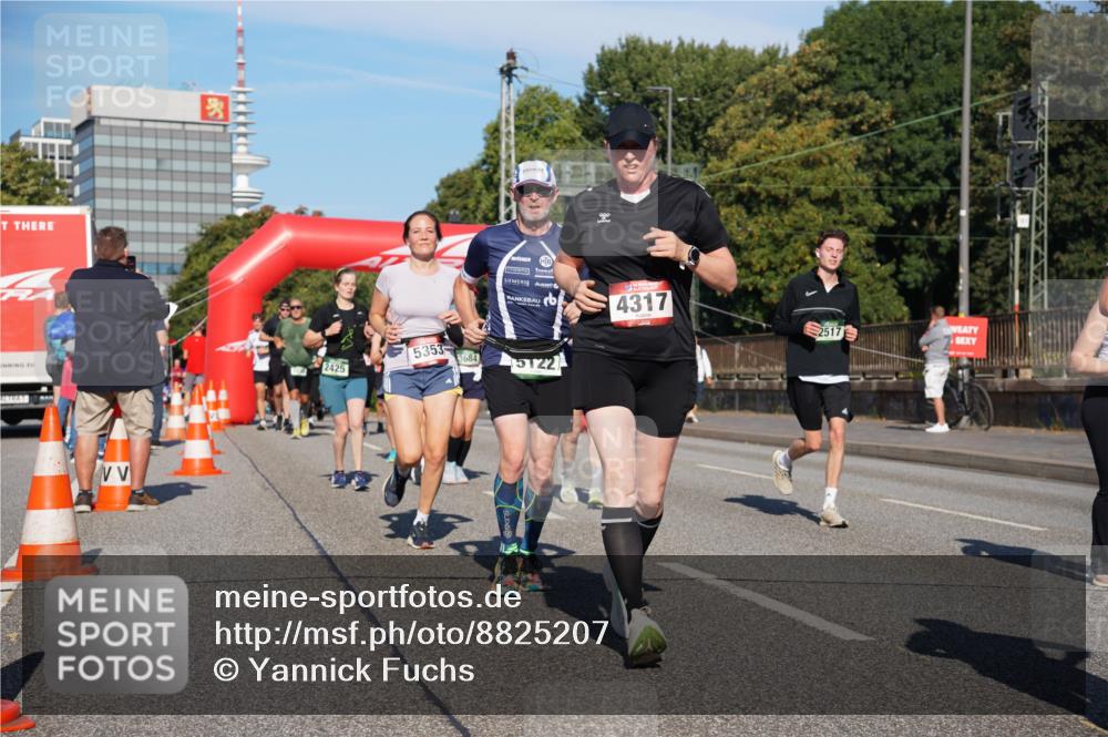 07.09.2025 - BARMER Alsterlauf Yannick Fuchs http://msf.ph/oto/8825207 07.09.2025 09:57:26 Laufen 2425, 5353, 3684, 5122, 4317, 2517 meine-sportfotos.de