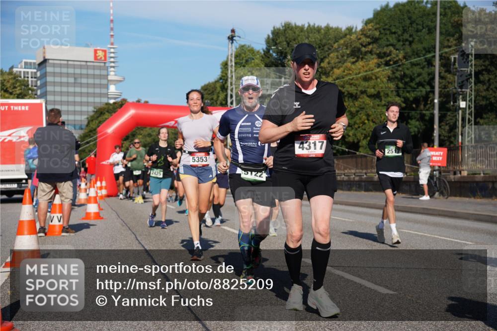 07.09.2025 - BARMER Alsterlauf Yannick Fuchs http://msf.ph/oto/8825209 07.09.2025 09:57:26 Laufen 2425, 5353, 5122, 4317, 251 meine-sportfotos.de