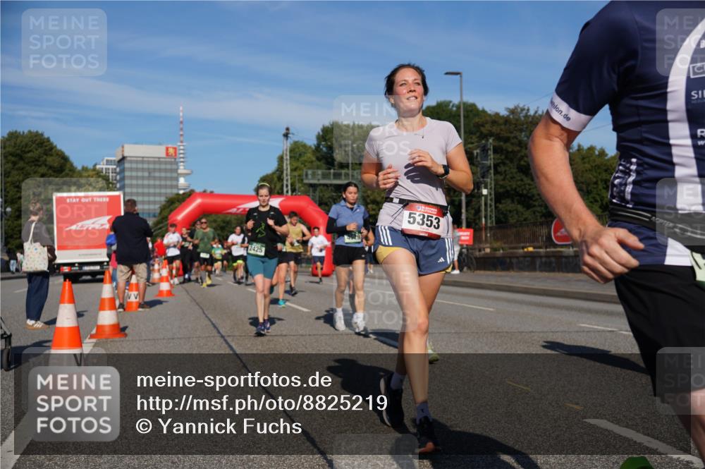 07.09.2025 - BARMER Alsterlauf Yannick Fuchs http://msf.ph/oto/8825219 07.09.2025 09:57:28 Laufen 2425, 5353 meine-sportfotos.de