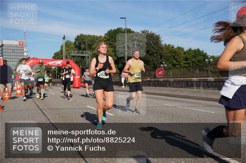 07.09.2025 - BARMER Alsterlauf Yannick Fuchs http://msf.ph/oto/8825224 07.09.2025 09:57:32 Laufen 5849, 2602, 5918, 8283 meine-sportfotos.de