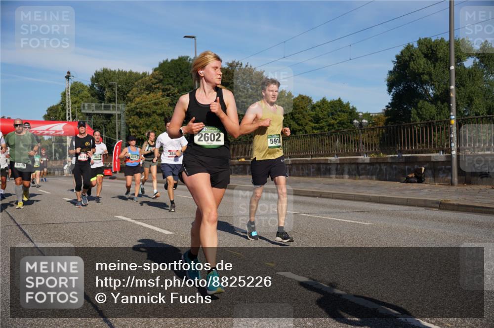 07.09.2025 - BARMER Alsterlauf Yannick Fuchs http://msf.ph/oto/8825226 07.09.2025 09:57:32 Laufen 3018, 3834, 8283, 5849, 354, 2602, 5918 meine-sportfotos.de