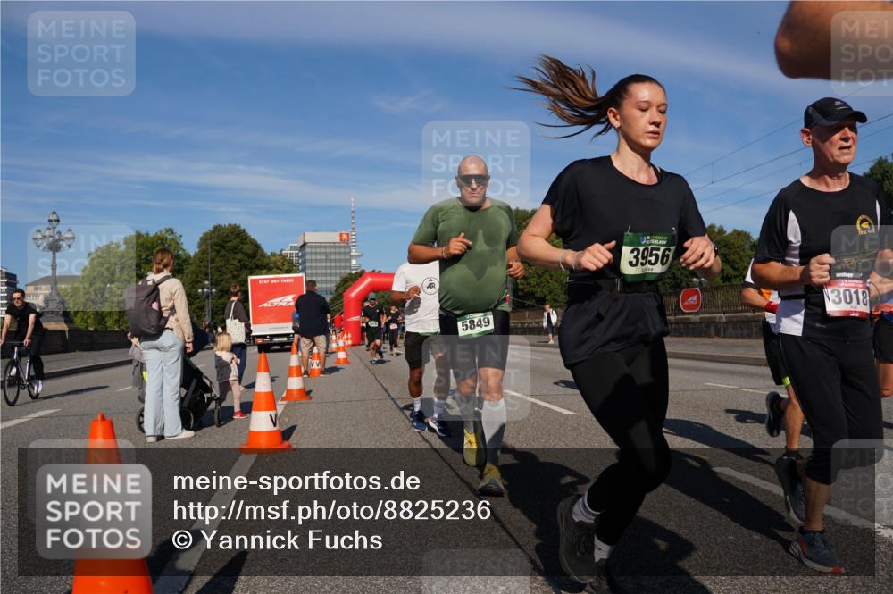 07.09.2025 - BARMER Alsterlauf Yannick Fuchs http://msf.ph/oto/8825236 07.09.2025 09:57:35 Laufen 5849, 3956, 3018 meine-sportfotos.de