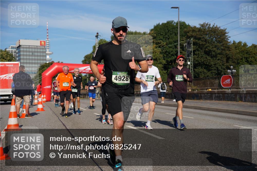 07.09.2025 - BARMER Alsterlauf Yannick Fuchs http://msf.ph/oto/8825247 07.09.2025 09:57:39 Laufen 2874, 2351, 36, 4928, 8156, 8155 meine-sportfotos.de