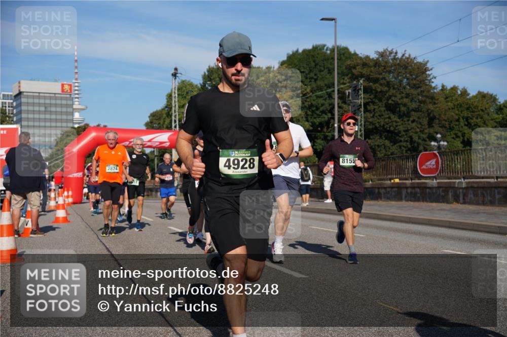 07.09.2025 - BARMER Alsterlauf Yannick Fuchs http://msf.ph/oto/8825248 07.09.2025 09:57:39 Laufen 2874, 2931, 36, 4928, 8155 meine-sportfotos.de