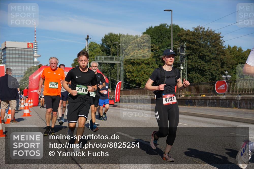07.09.2025 - BARMER Alsterlauf Yannick Fuchs http://msf.ph/oto/8825254 07.09.2025 09:57:41 Laufen 2874, 3119, 351, 31, 4721 meine-sportfotos.de