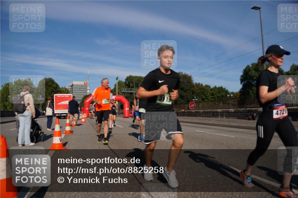 07.09.2025 - BARMER Alsterlauf Yannick Fuchs http://msf.ph/oto/8825258 07.09.2025 09:57:42 Laufen 3119, 4721 meine-sportfotos.de