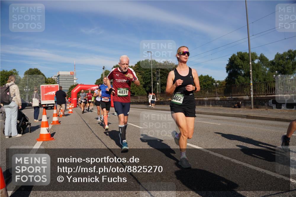 07.09.2025 - BARMER Alsterlauf Yannick Fuchs http://msf.ph/oto/8825270 07.09.2025 09:57:46 Laufen 3060, 4831, 8402 meine-sportfotos.de