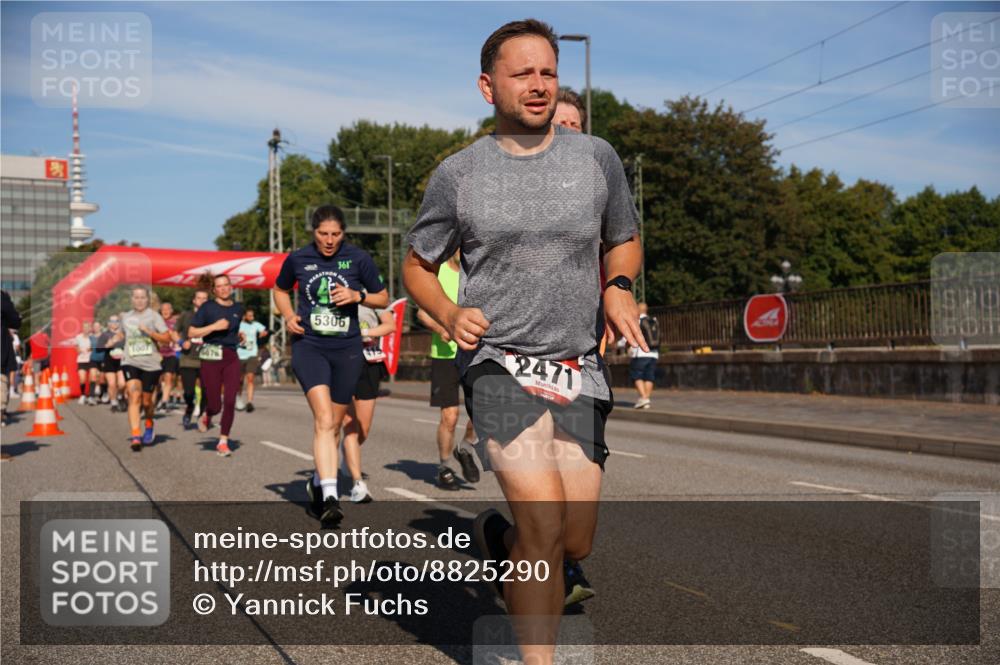 07.09.2025 - BARMER Alsterlauf Yannick Fuchs http://msf.ph/oto/8825290 07.09.2025 09:57:50 Laufen 6076, 361, 5306, 2471 meine-sportfotos.de