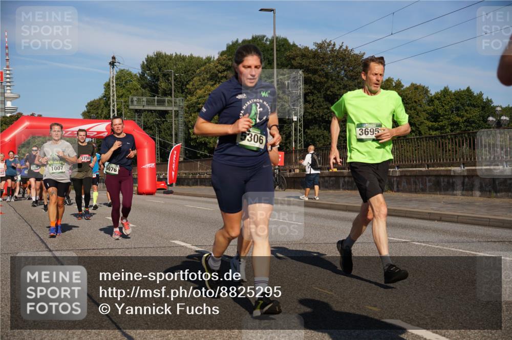 07.09.2025 - BARMER Alsterlauf Yannick Fuchs http://msf.ph/oto/8825295 07.09.2025 09:57:52 Laufen 843, 1007, 3738, 6076, 361, 5306, 3695 meine-sportfotos.de
