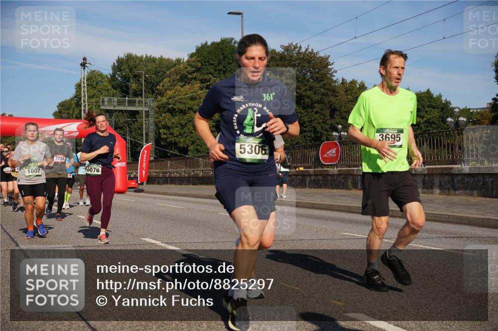 07.09.2025 - BARMER Alsterlauf Yannick Fuchs http://msf.ph/oto/8825297 07.09.2025 09:57:52 Laufen 1007, 3738, 6076, 361, 5306, 3695 meine-sportfotos.de