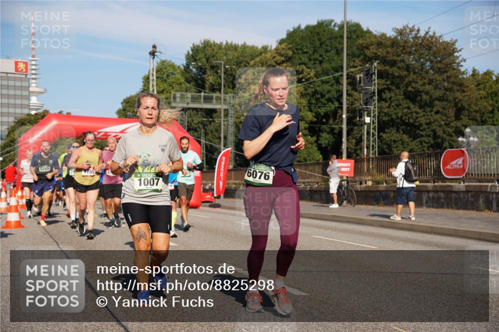 07.09.2025 - BARMER Alsterlauf Yannick Fuchs http://msf.ph/oto/8825298 07.09.2025 09:57:53 Laufen 2843, 5289, 05, 1007, 10, 6076 meine-sportfotos.de