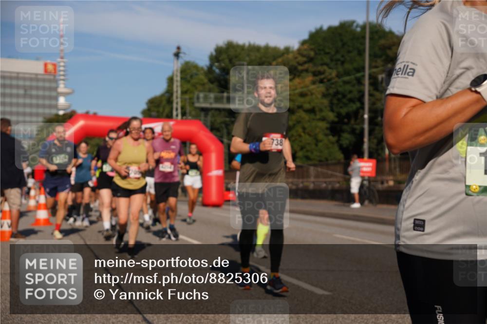 07.09.2025 - BARMER Alsterlauf Yannick Fuchs http://msf.ph/oto/8825306 07.09.2025 09:57:55 Laufen  meine-sportfotos.de