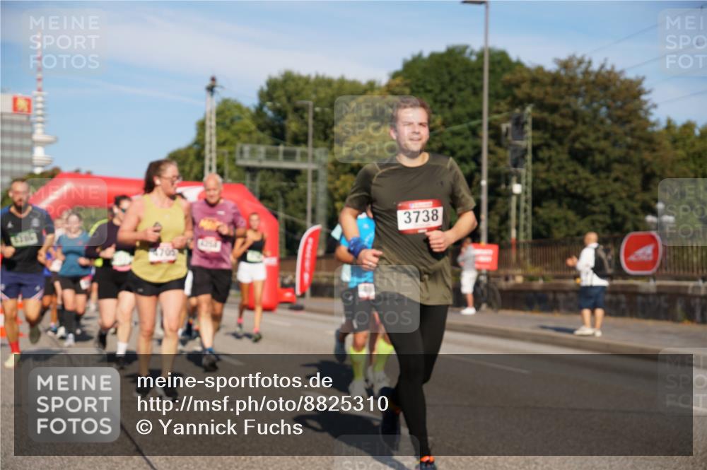 07.09.2025 - BARMER Alsterlauf Yannick Fuchs http://msf.ph/oto/8825310 07.09.2025 09:57:55 Laufen 5265, 3738 meine-sportfotos.de