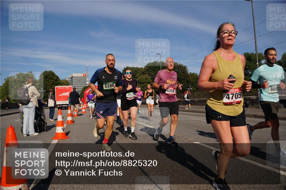 07.09.2025 - BARMER Alsterlauf Yannick Fuchs http://msf.ph/oto/8825320 07.09.2025 09:57:58 Laufen 4139, 5289, 2553, 2798, 4258, 4705, 805 meine-sportfotos.de