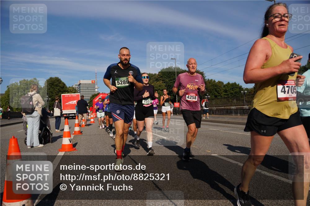 07.09.2025 - BARMER Alsterlauf Yannick Fuchs http://msf.ph/oto/8825321 07.09.2025 09:57:58 Laufen 4135, 5289, 2553, 2798, 4705, 4258 meine-sportfotos.de