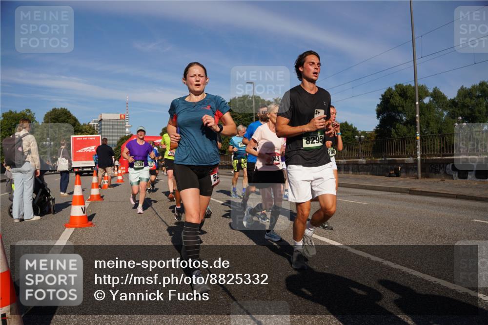 07.09.2025 - BARMER Alsterlauf Yannick Fuchs http://msf.ph/oto/8825332 07.09.2025 09:57:59 Laufen 4139, 281, 343, 8295 meine-sportfotos.de