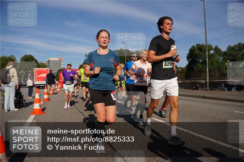 07.09.2025 - BARMER Alsterlauf Yannick Fuchs http://msf.ph/oto/8825333 07.09.2025 09:58:00 Laufen 4139, 171, 2811, 52, 517, 2843, 8295 meine-sportfotos.de
