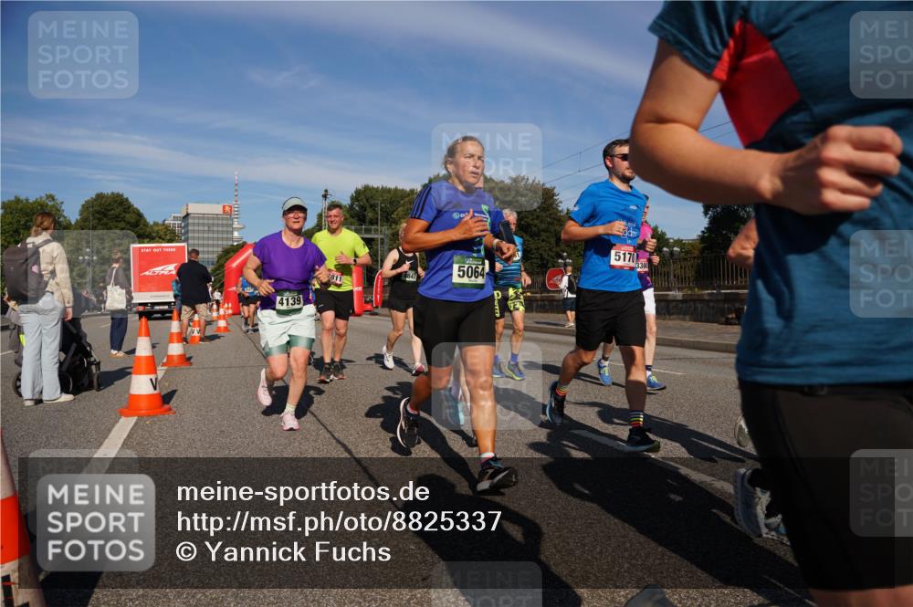 07.09.2025 - BARMER Alsterlauf Yannick Fuchs http://msf.ph/oto/8825337 07.09.2025 09:58:00 Laufen 4139, 811, 5064, 5170, 3300 meine-sportfotos.de