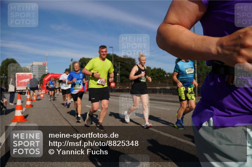 07.09.2025 - BARMER Alsterlauf Yannick Fuchs http://msf.ph/oto/8825348 07.09.2025 09:58:02 Laufen 4991 meine-sportfotos.de