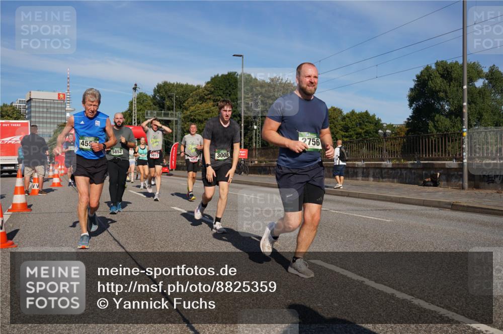 07.09.2025 - BARMER Alsterlauf Yannick Fuchs http://msf.ph/oto/8825359 07.09.2025 09:58:05 Laufen 455, 5852, 2065013, 3008, 2756 meine-sportfotos.de